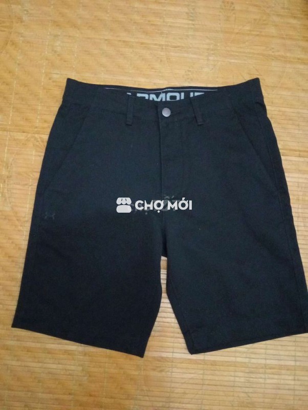 Quần short nam UNDER ARMOUR size 29