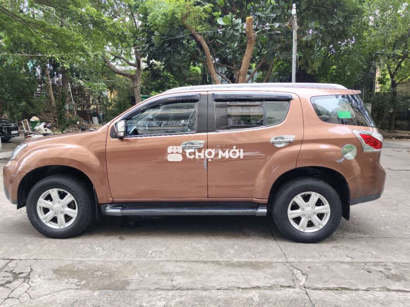 ISUZU MU.X - 2016 ĐK Lần Đầu 6/2017 NHẬP THÁI
