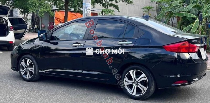 Honda City 2017 bản CVT màu đen