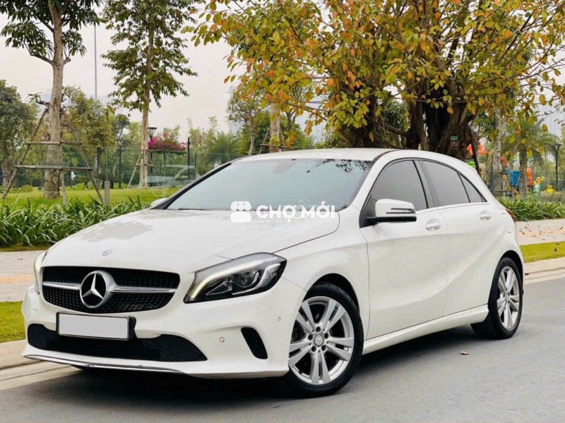 Xe Đi Chợ Đi Cafe Sang Chảnh MERCEDES A200 2016 FL