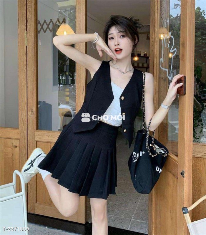 SET BỘ ĐEN ÁO GILE KÈM VÁY QUẦN XẾP LI