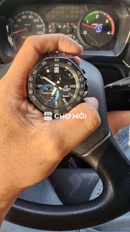 Đồng hồ Casio Edifice ECB-10 Bluetooth