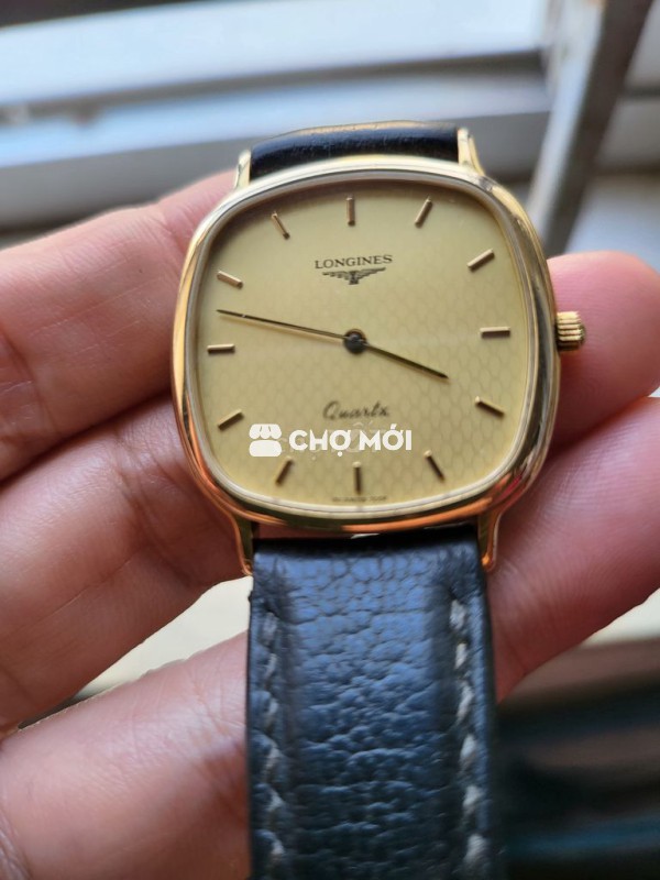 Longiness vuông quartz 2 kim bọc vàng rất đẹp