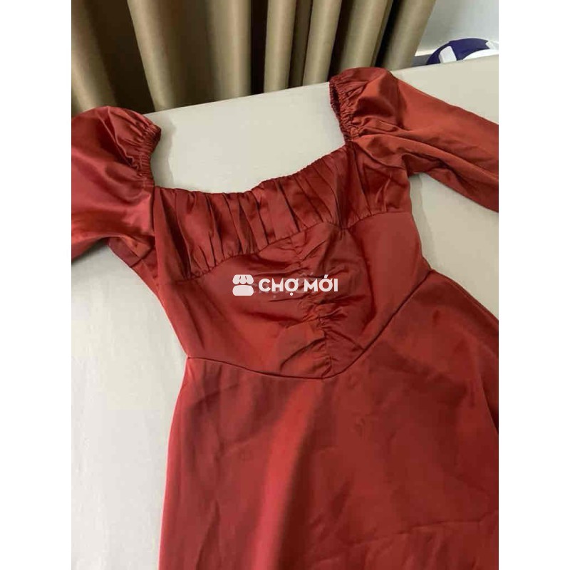 Váy liền lụa đỏ nâu tay phồng Dressinsilk