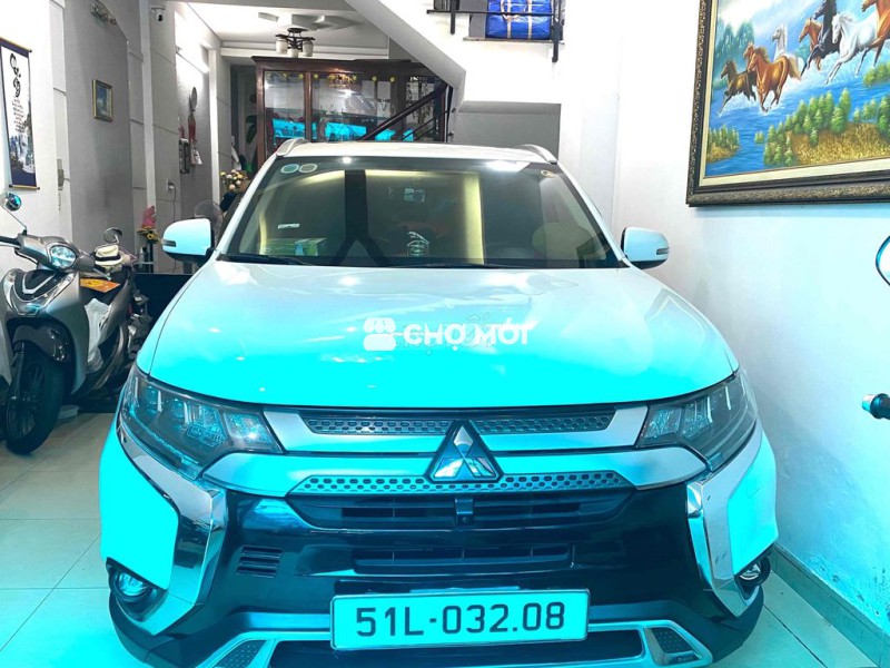 Outlander.At.bản premium 2.0.Sx 2020,Đk 2021.Bstp