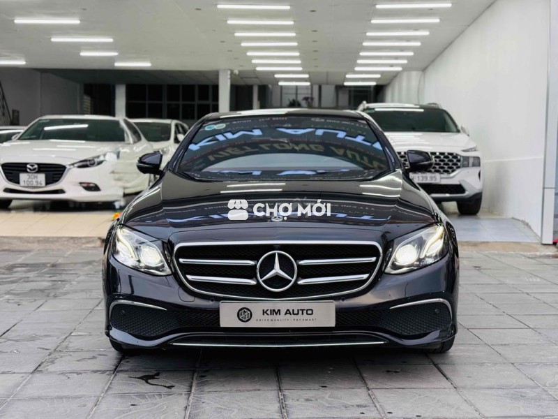 Mercedes Benz E200 Sport 2019 - Xe Cực Đẹp