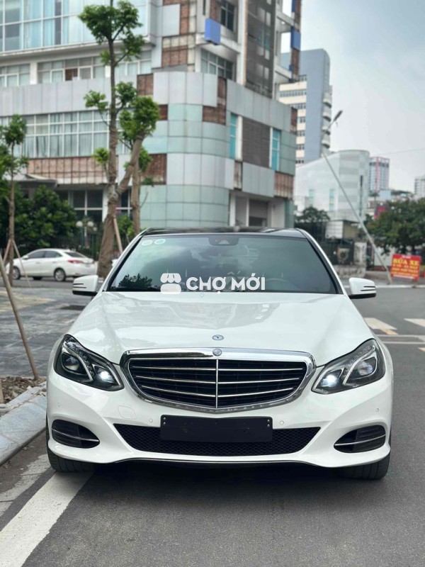 Mercedes Benz E Class 2014 E200 - 120000 km