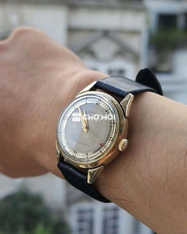Đồng hồ automatic hiệu Lord Egin xưa cổ của Swiss.