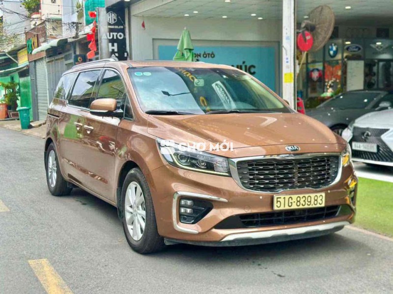 Kia Sedona 2018 Platinum D - 60000 km