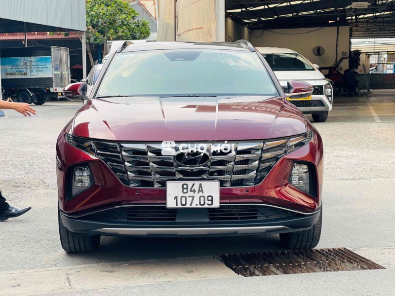 Hyundai Tucson 1.6 Turbo 2023 màu đỏ