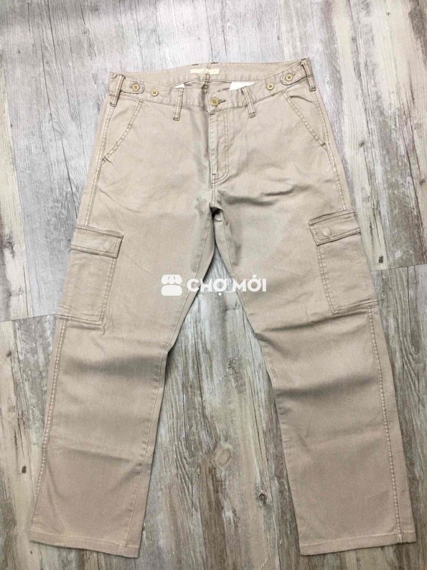 Global work       Cargo Sz. 33.