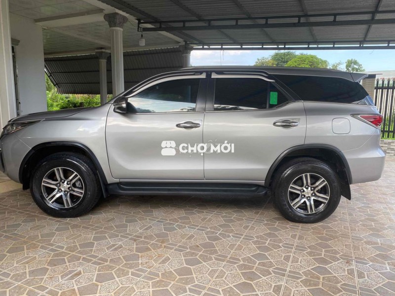 Toyota Fortuner 2017 2.4G 4x2 - 130000 km