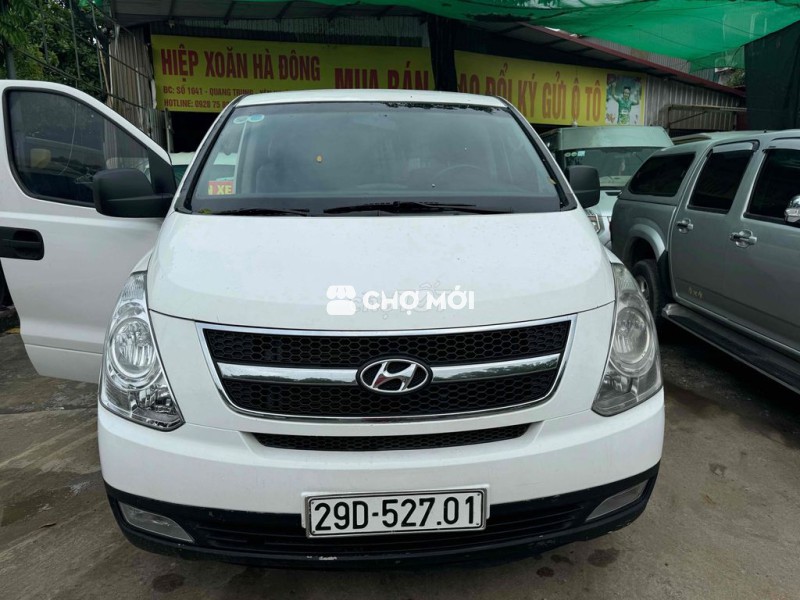 Hyundai Starex 2009 - 3 chỗ tải 800 kg
