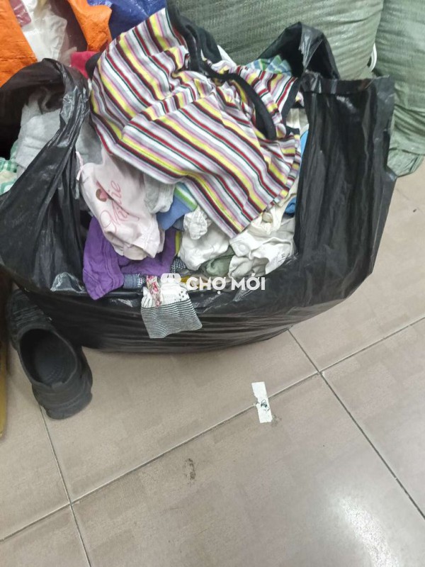 Tặng đồ si trẻ em đủ sz kg