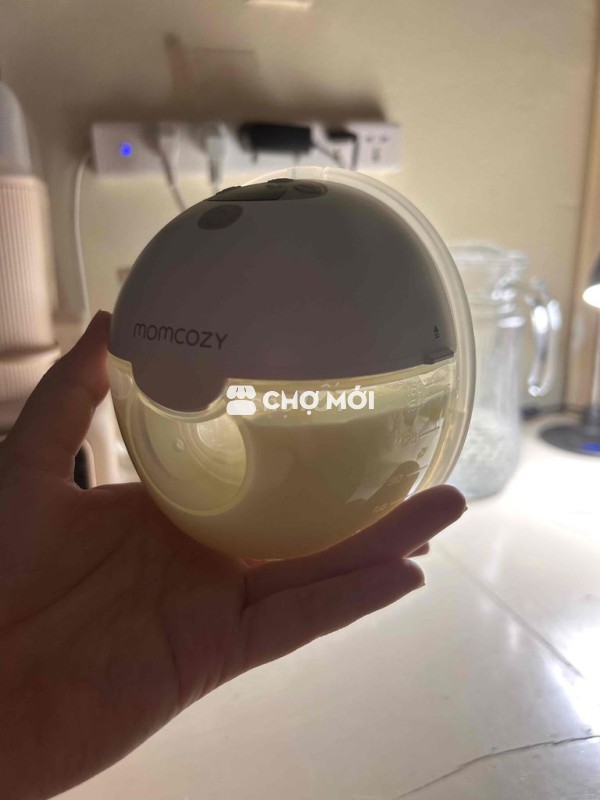 máy hút sữa Momcozy m5