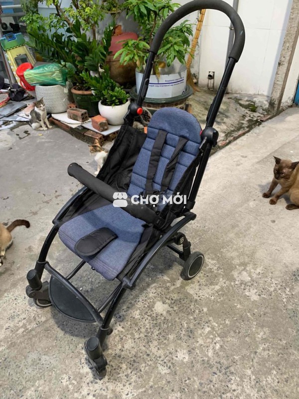 Xe đẩy em bé đc 3 khúc siêu gọn nhẹ đang sài
