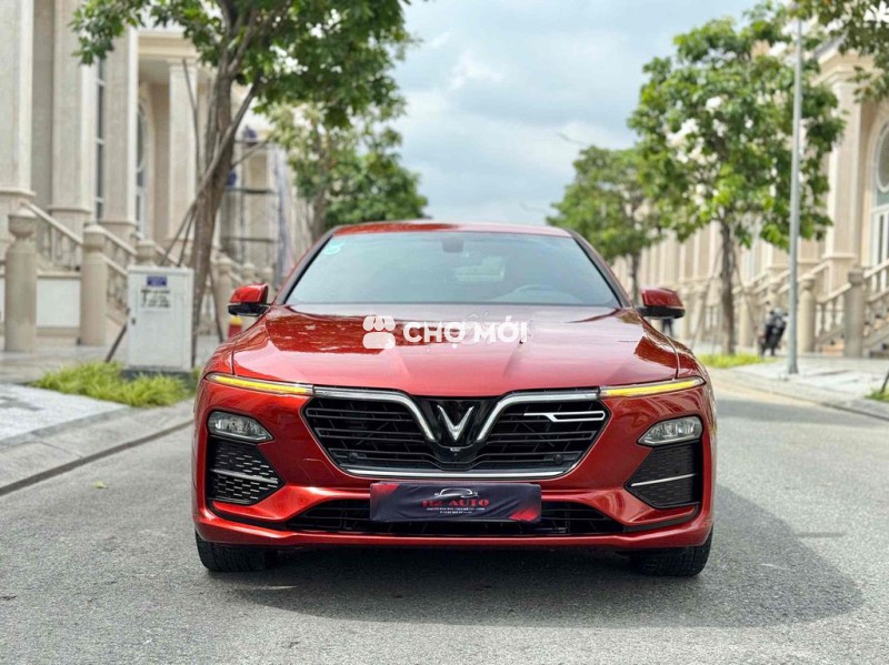 VinFast Lux A2.0 PREMIUM 2022 - 48000 km