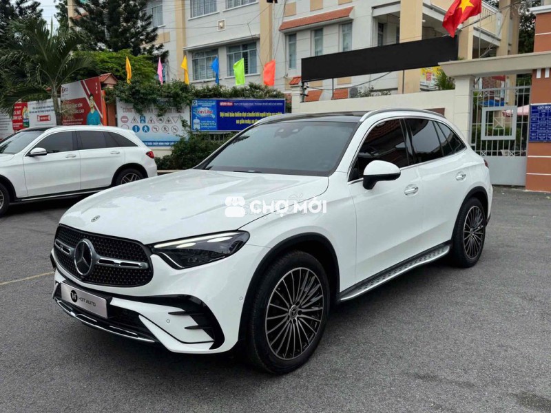 Mercedes Benz GLC Class 2023 - 10000 km