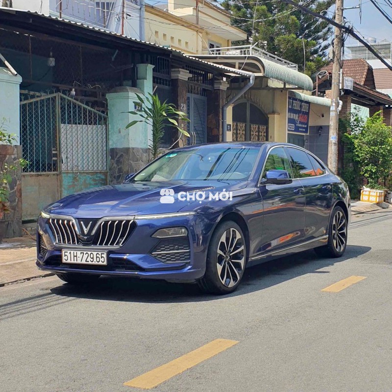 VinFast Lux A2.0 2019 Premium 2.0 AT - 27000 km