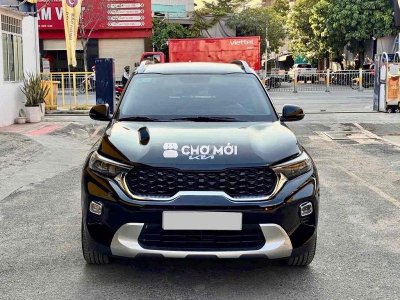 Kia Sonet 2023 Luxury 1.5 AT - 16000 km