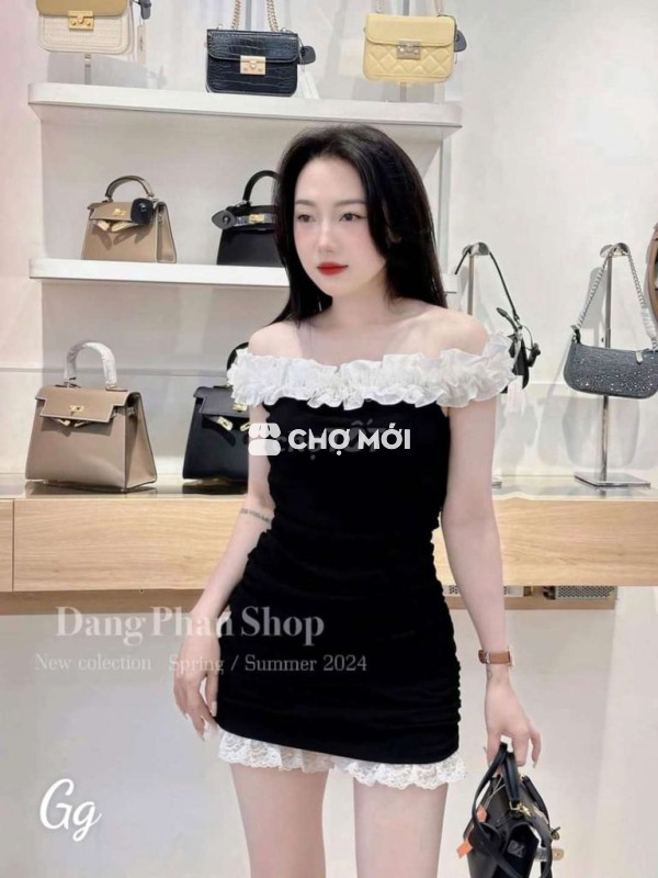 Đầm trễ vai