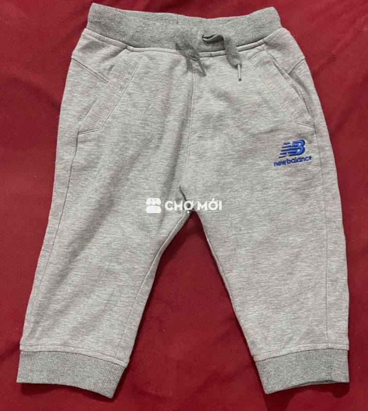 Quần jogger bé hiệu NewBalance size 110 85%
