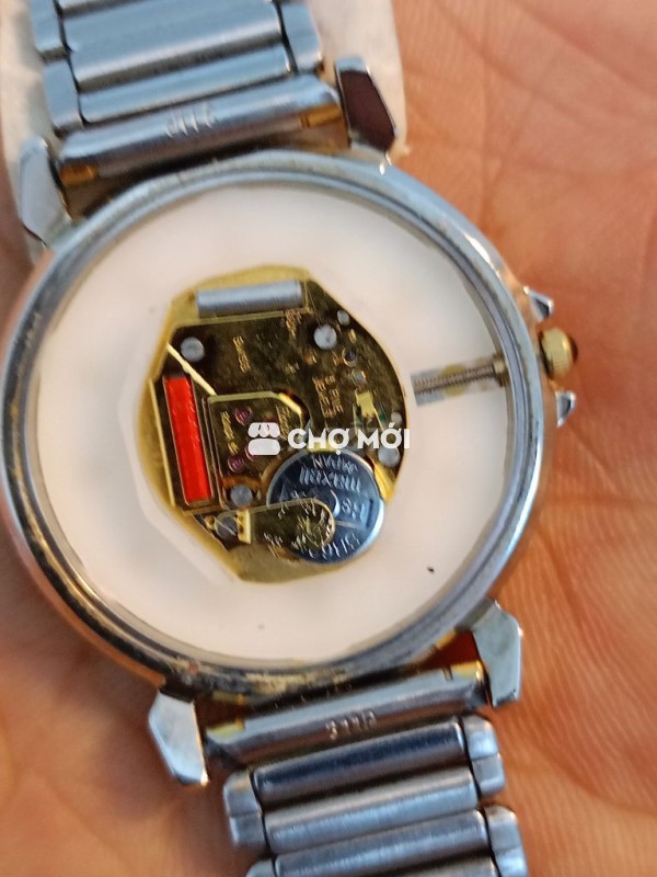 Đồng hồ máy vàng Thụy sĩ