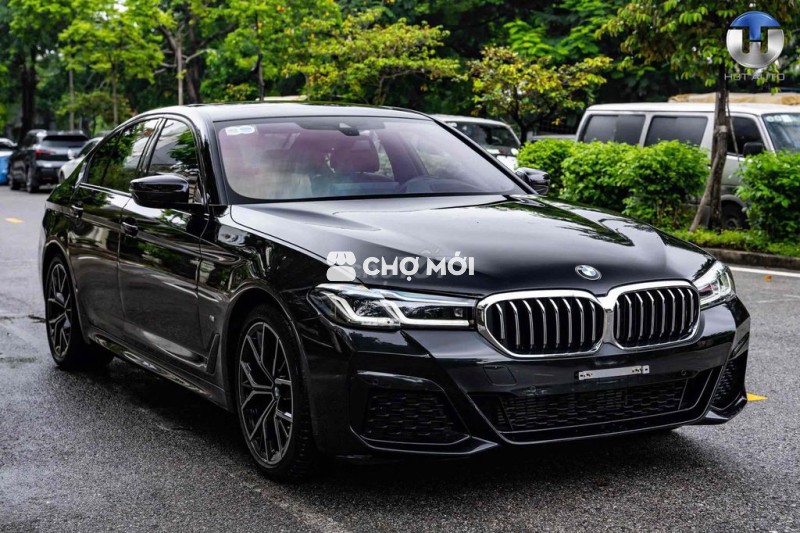 BMW 5 Series 2022 520i M Sport - 30000 km