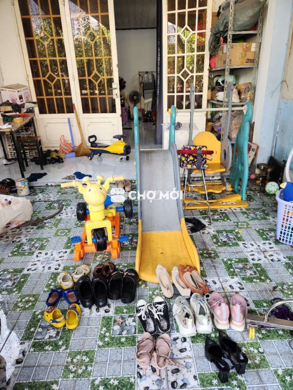 Chuyển nhà THANH LÝ bộ cầu trượt xích đu cho bé