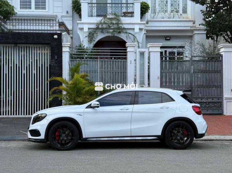 Mercedes Benz GLA 45 sx  2015 AMG 45 4Matic -m