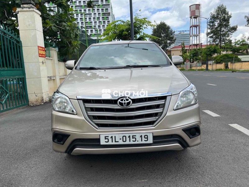 Toyota Innova 2016 2.0E - 85000 km