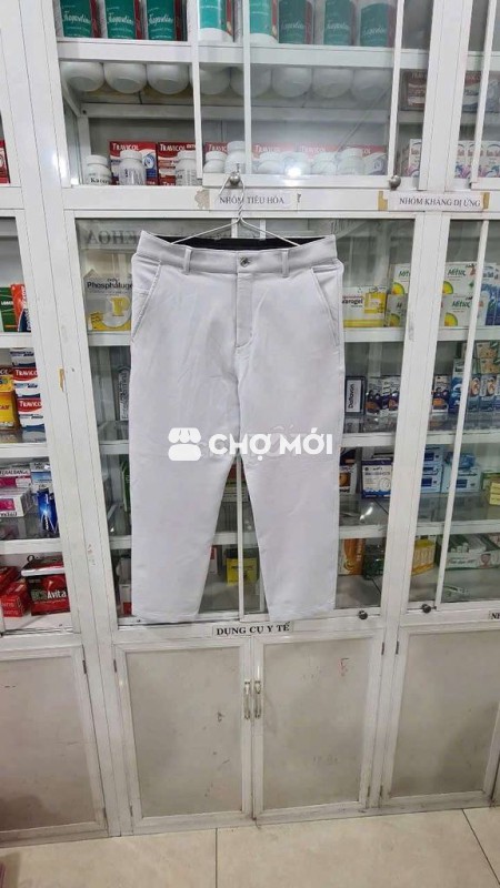 Quần kaki thể thao Nike golf màu xanh ngà