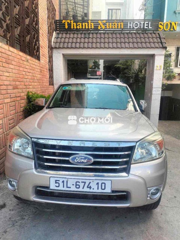 Ford Everest 2011 2.5L 4x2 MT máy dầu- 172000 km
