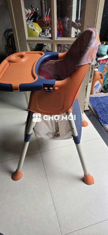 Ghế ăn dặm cho bé