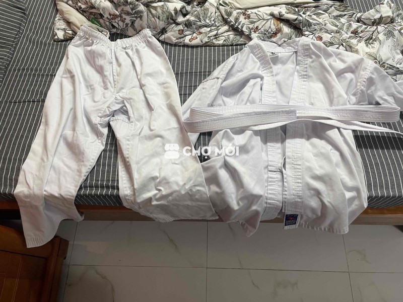 Đồ Karatedo vải trắng, nam/nữ