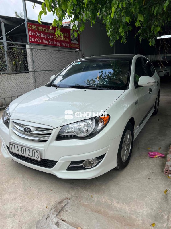 Hyundai Avante 2014 1.6 MT, xe rất đẹp, zin 100%