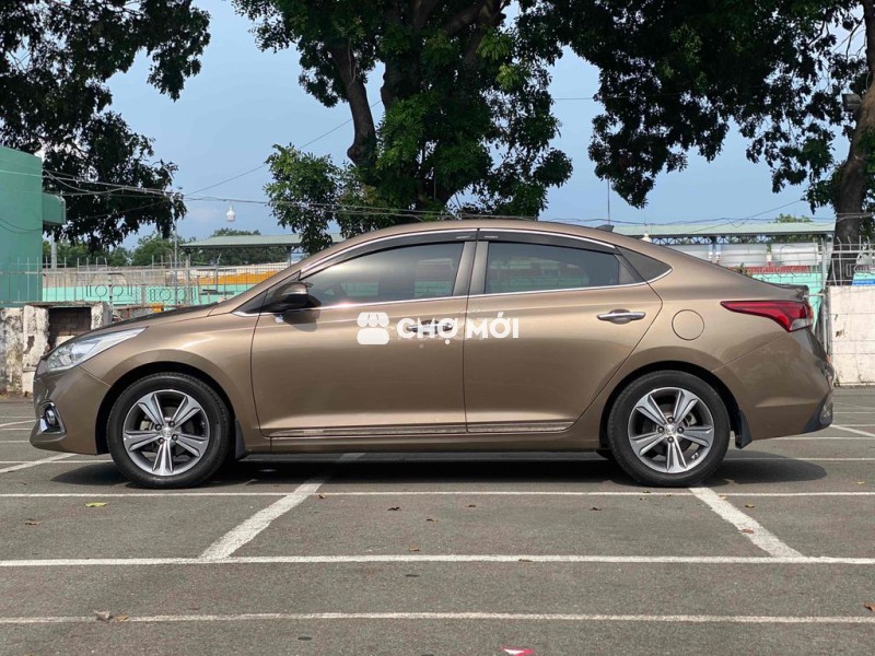 Hyundai Accent 2018 1.4 ATh - 120000 km