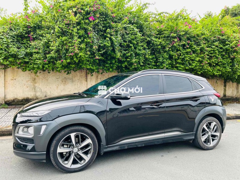 Hyundai Kona 2021 1.6 Turbo - 4800 km