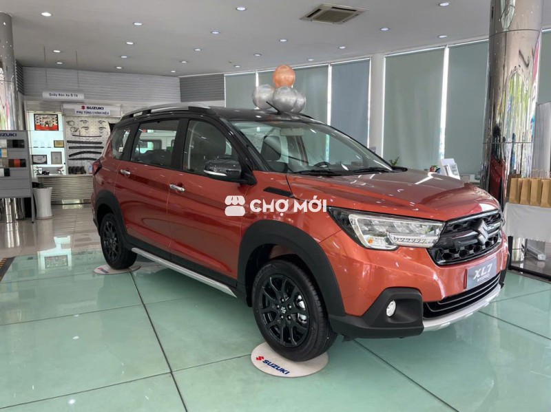 Suzuki XL7 Hybrid 24 Cam -Nóc đen -Hỗ trợ trước bạ