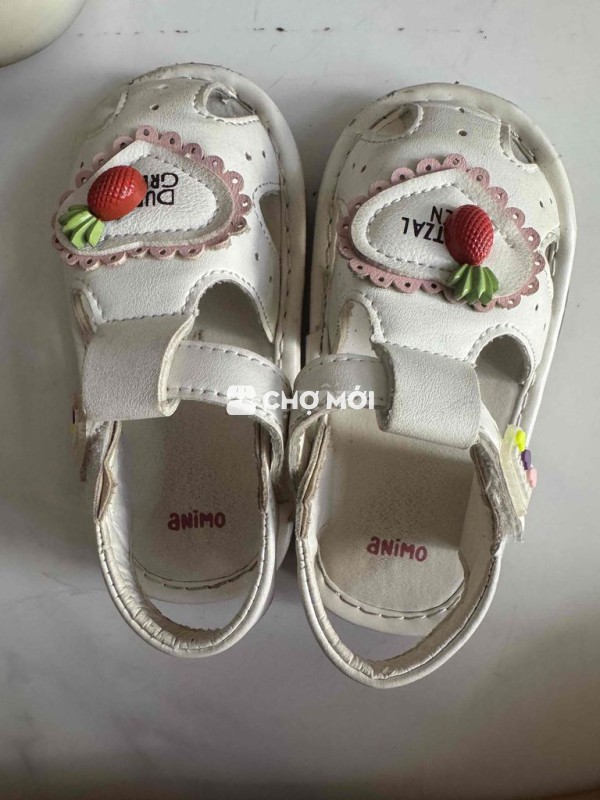 Giày bé gái 10-14kg, size 22,23,25
