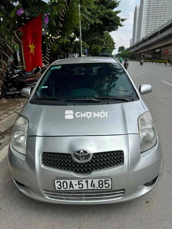 Toyota Yaris 2007 1.3 AT - 15000 km