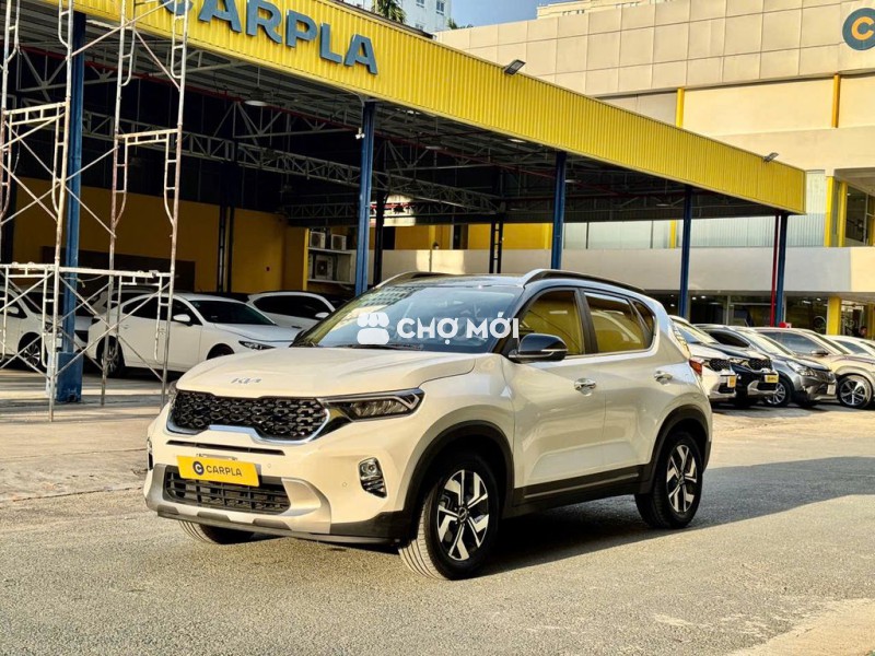 Kia Sonet 2023 Premium 1.5 AT - 18000 km