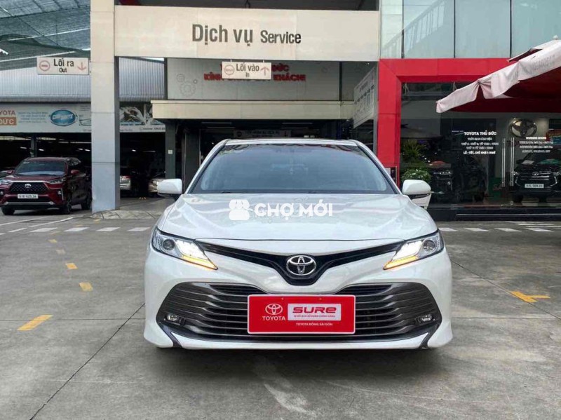 Bán Camry 2.5Q 2020 trắng ngọc trai -Xe đẹp đi kỹ