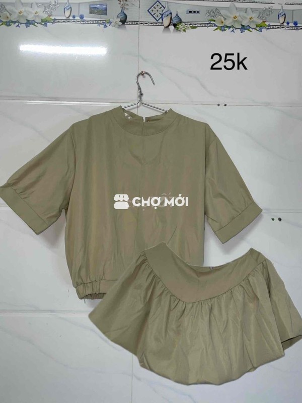 quần áo đầm váy đã qua sử dụng chỉ từ 5k