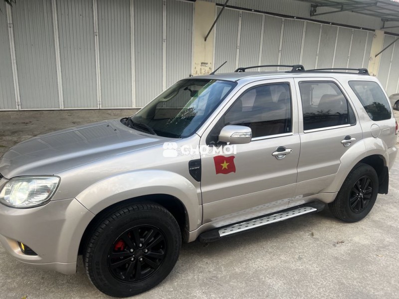 Ford Escape 2011 XLS 2.3L 4x2 AT - 140000 km
