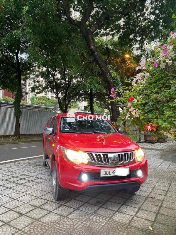 Mitsubishi Triton 2016 4x2 AT - 130000 km