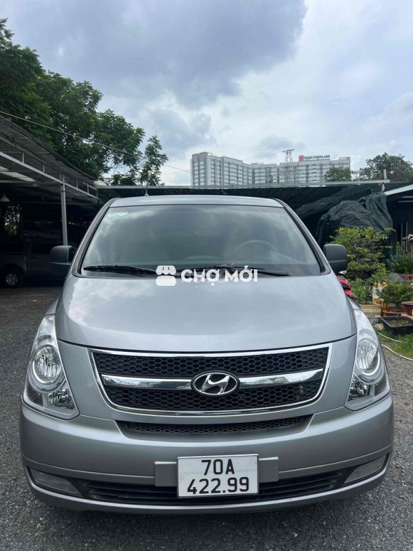 Hyundai Starex 2015 2.5D MT - 120000 km