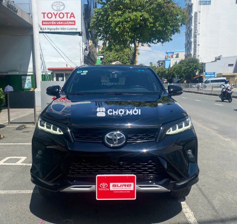 Fortuner Legender 2021 2.4G 4x2 AT  - 85000 km