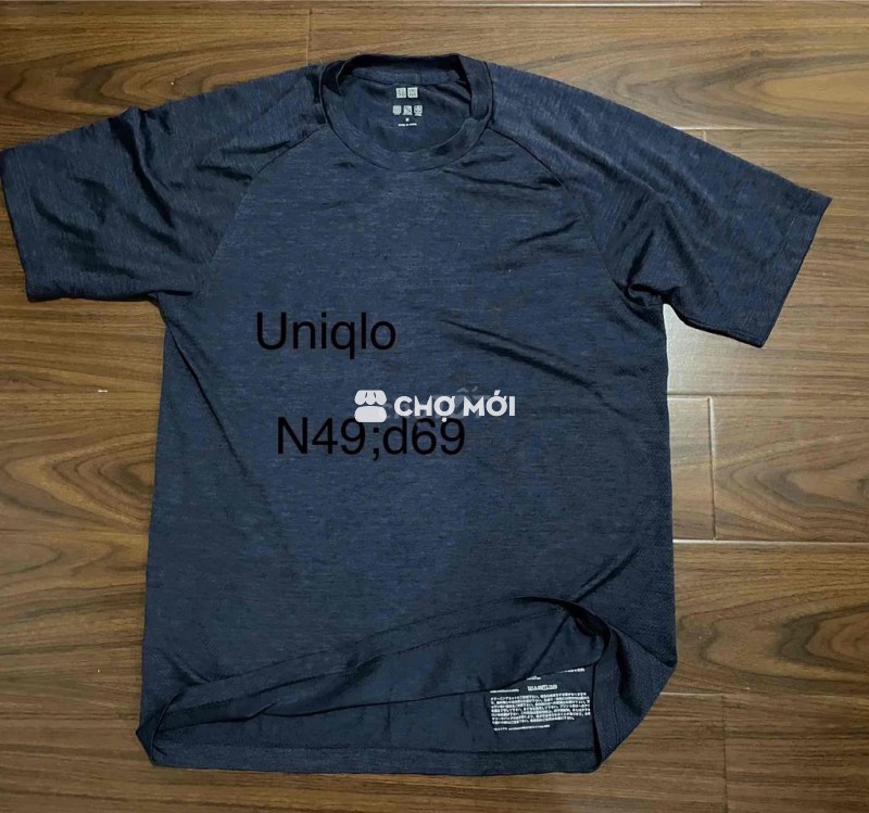 áo thun Uniqlo size M màu xanh đen