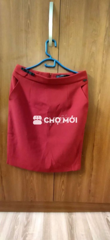 Thanh lý chân váy bút chì ngắn, thương hiệu NEM